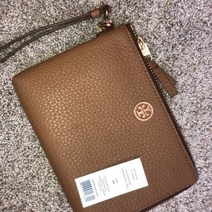 tory burch large wristlet